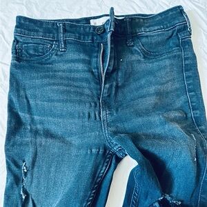 Hollister super high rise black skinny jeans